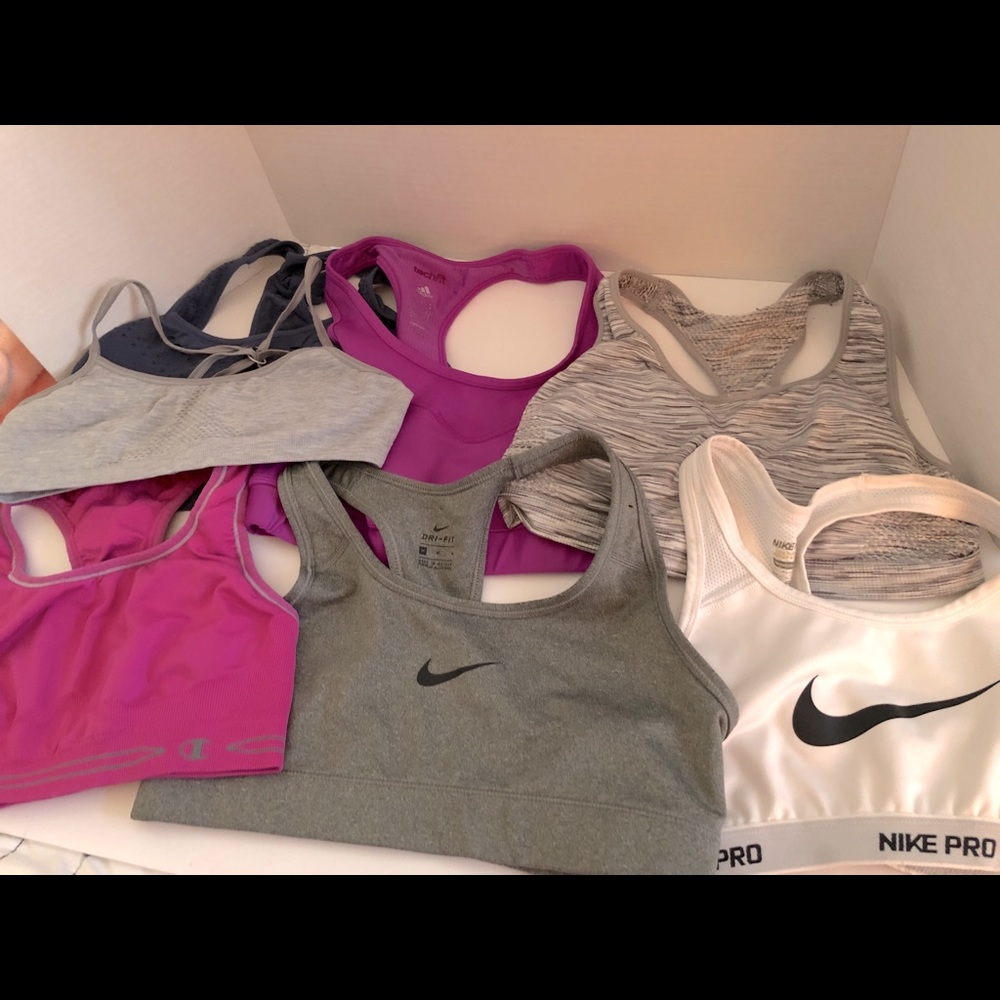 Young Women’s/ Girls Bras (small-large) Lot
